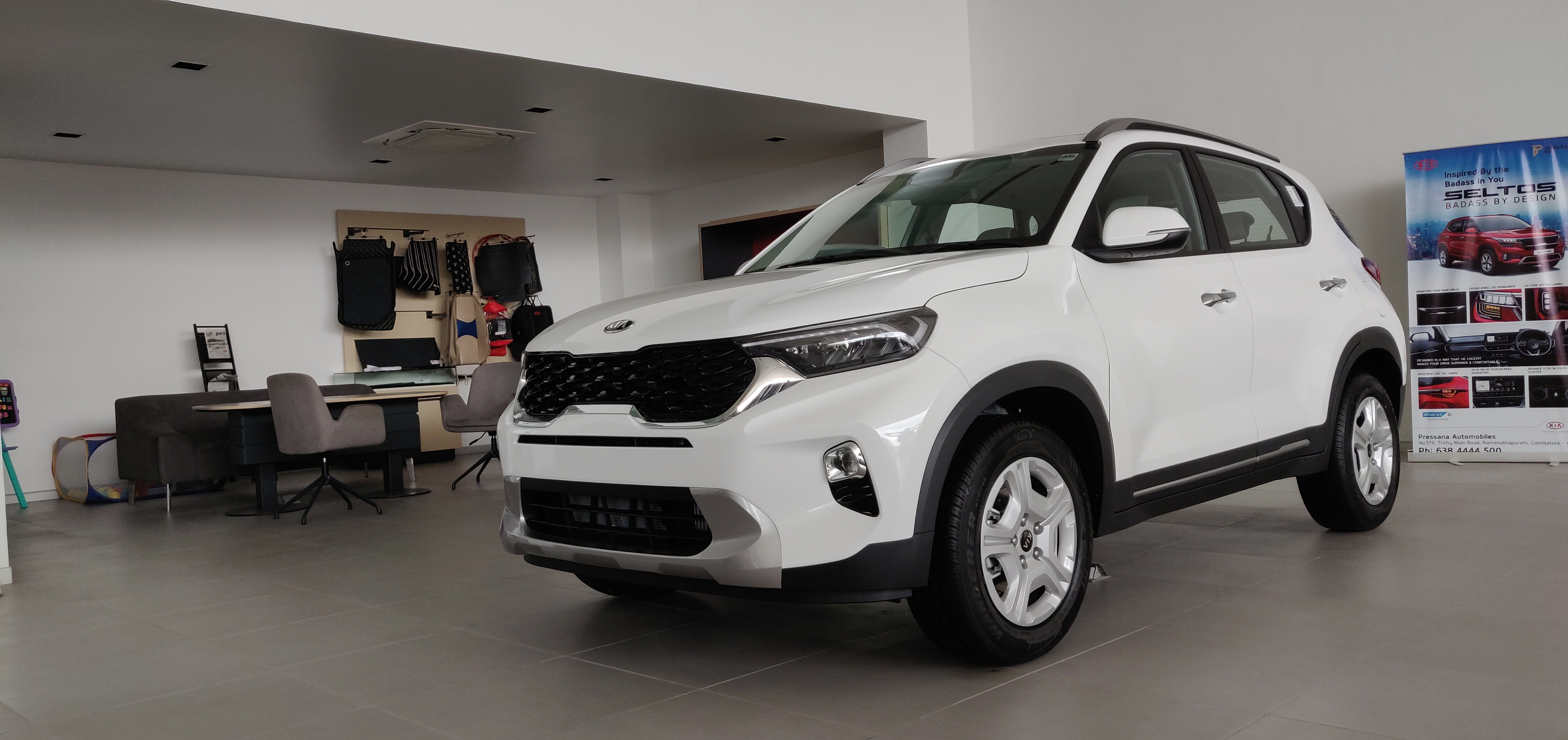 Kia Sonet HTX