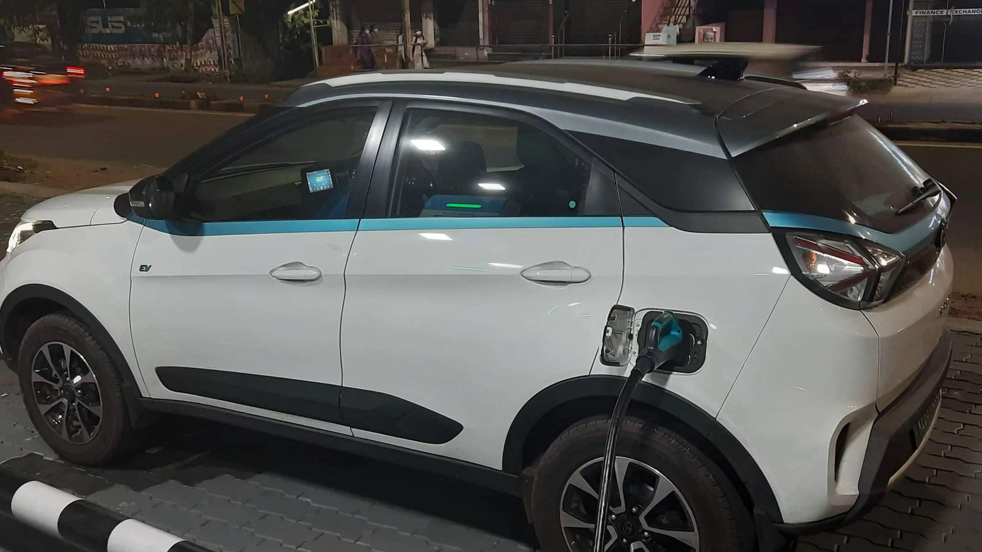 TATA NEXON EV - 10000KM OWNERSHIP EXPERIENCE!